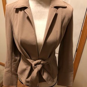 GILI Tan Jacket with Tie